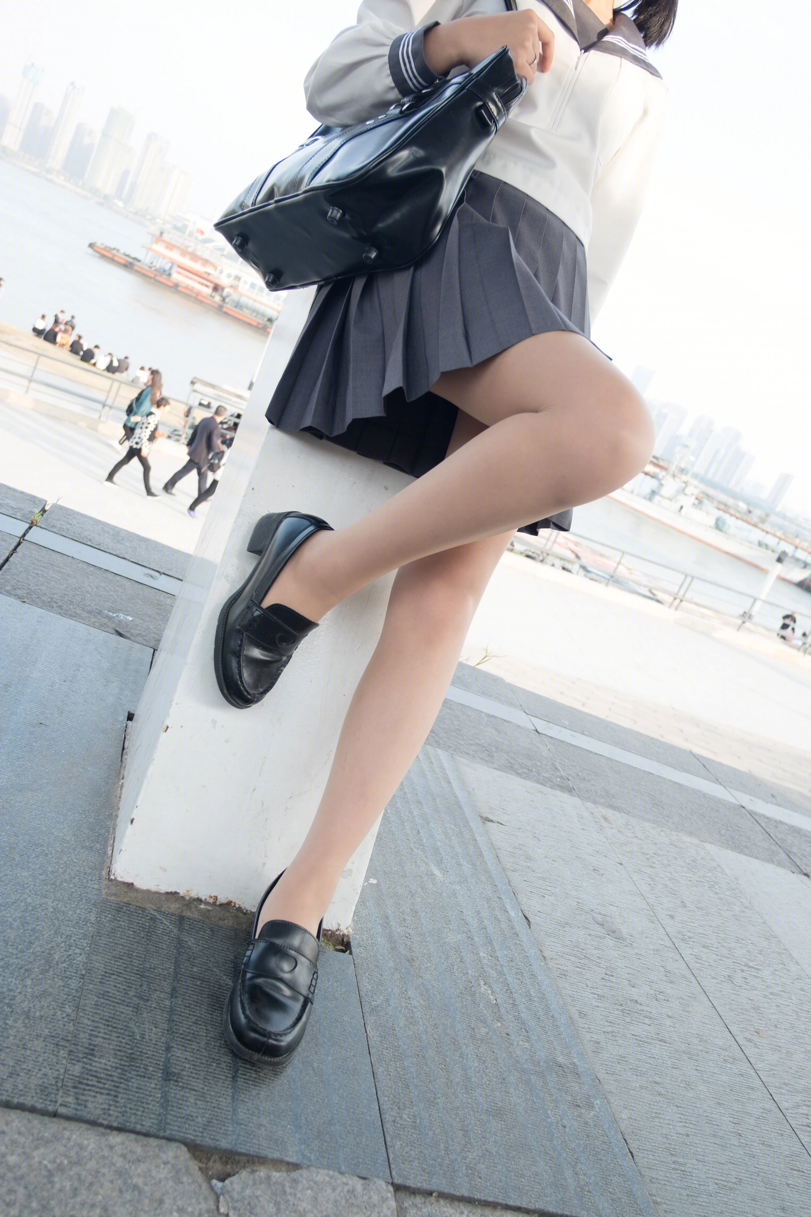 森萝财团 BETA-009 [44P]插图2